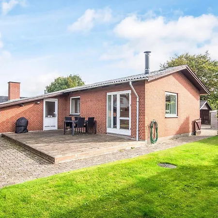 4 Person In Oksbøl